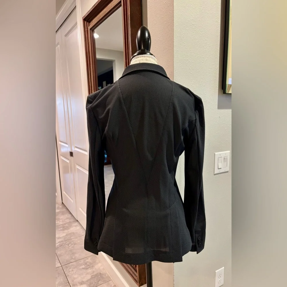 RJ Classics Ladies Harmony Mesh Show Coat 8R - Picture 3 of 8